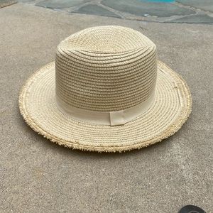 Tan fedora